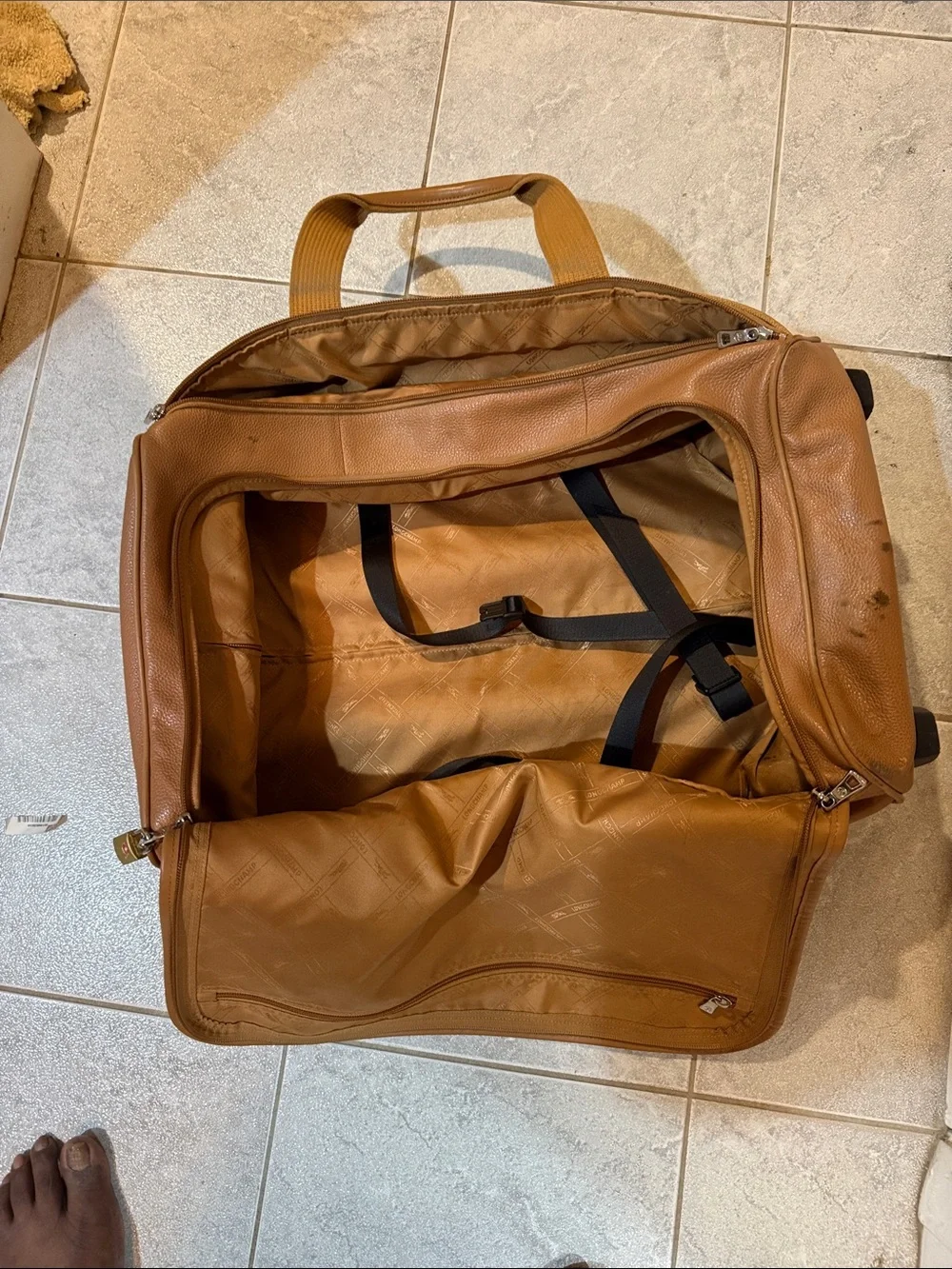 Longchamp Tan Brown Leather-Look Men’s Travel Duffel